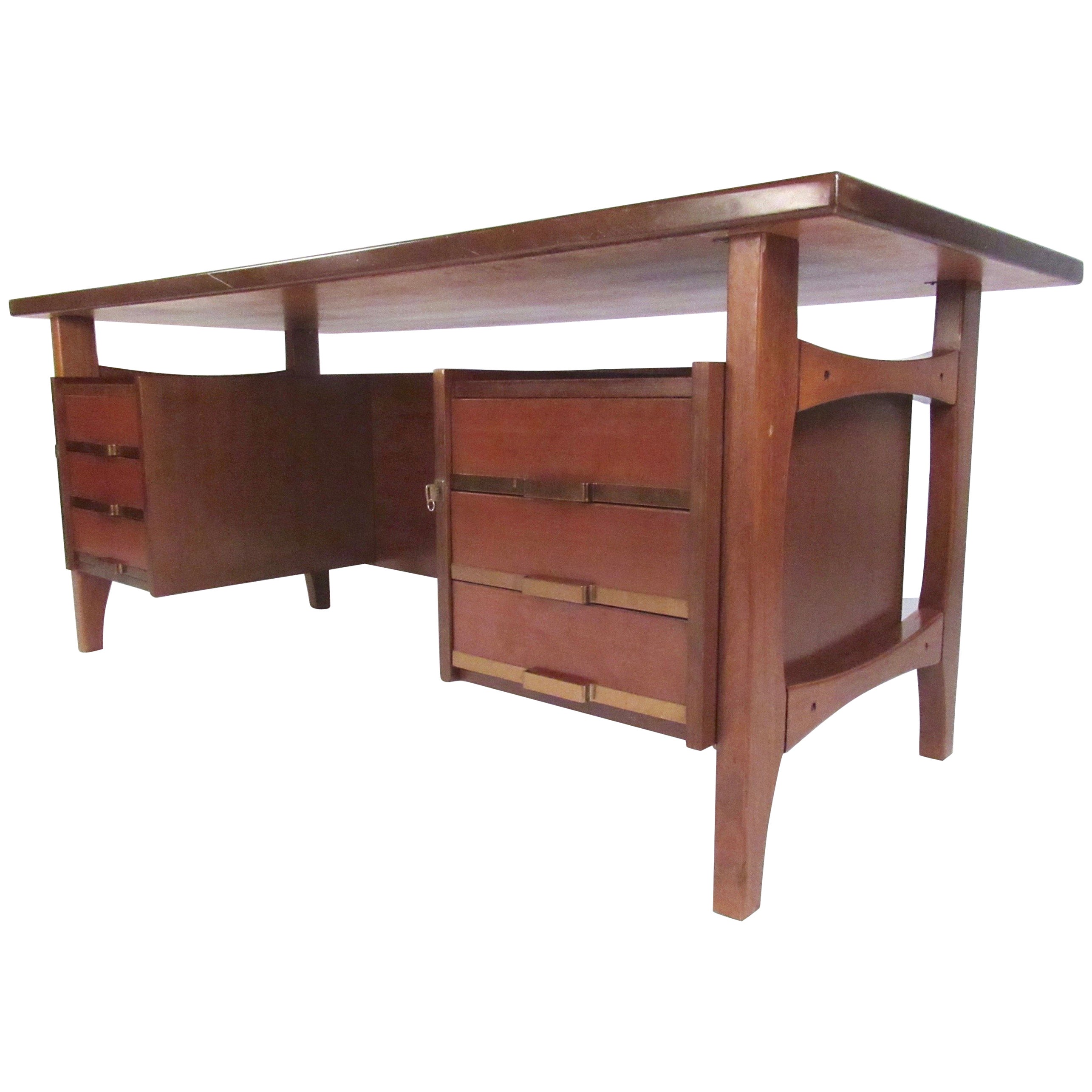 Mission Style Quarter Sawn Oak Executive Desk By Gorham at 1stDibs