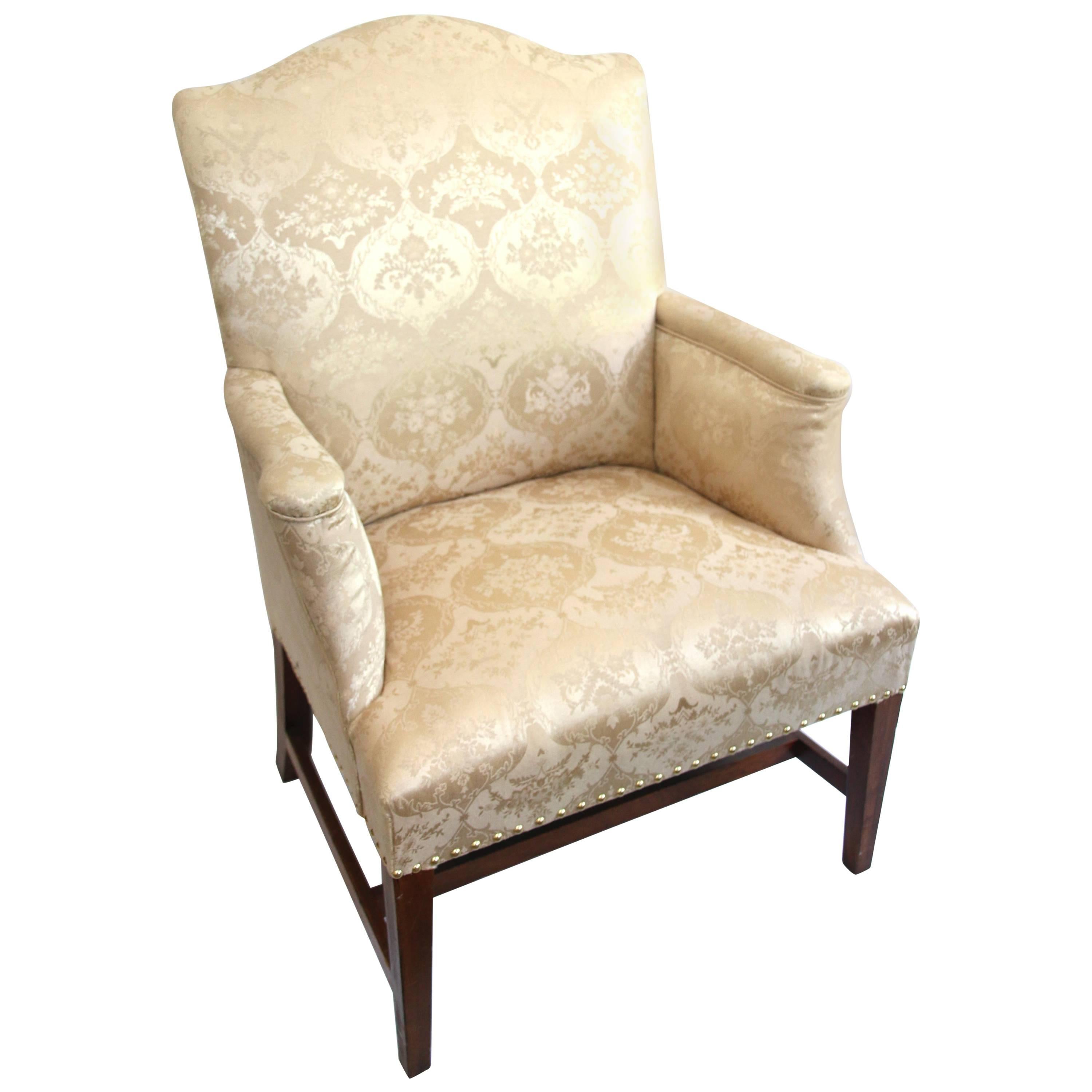 Eastern MA Hepplewhite Carved Mahogany Library Chair, circa 1790 For Sale