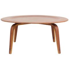 Eames Herman Miller CTW Coffee Table in Walnut Evans Products, 1940s