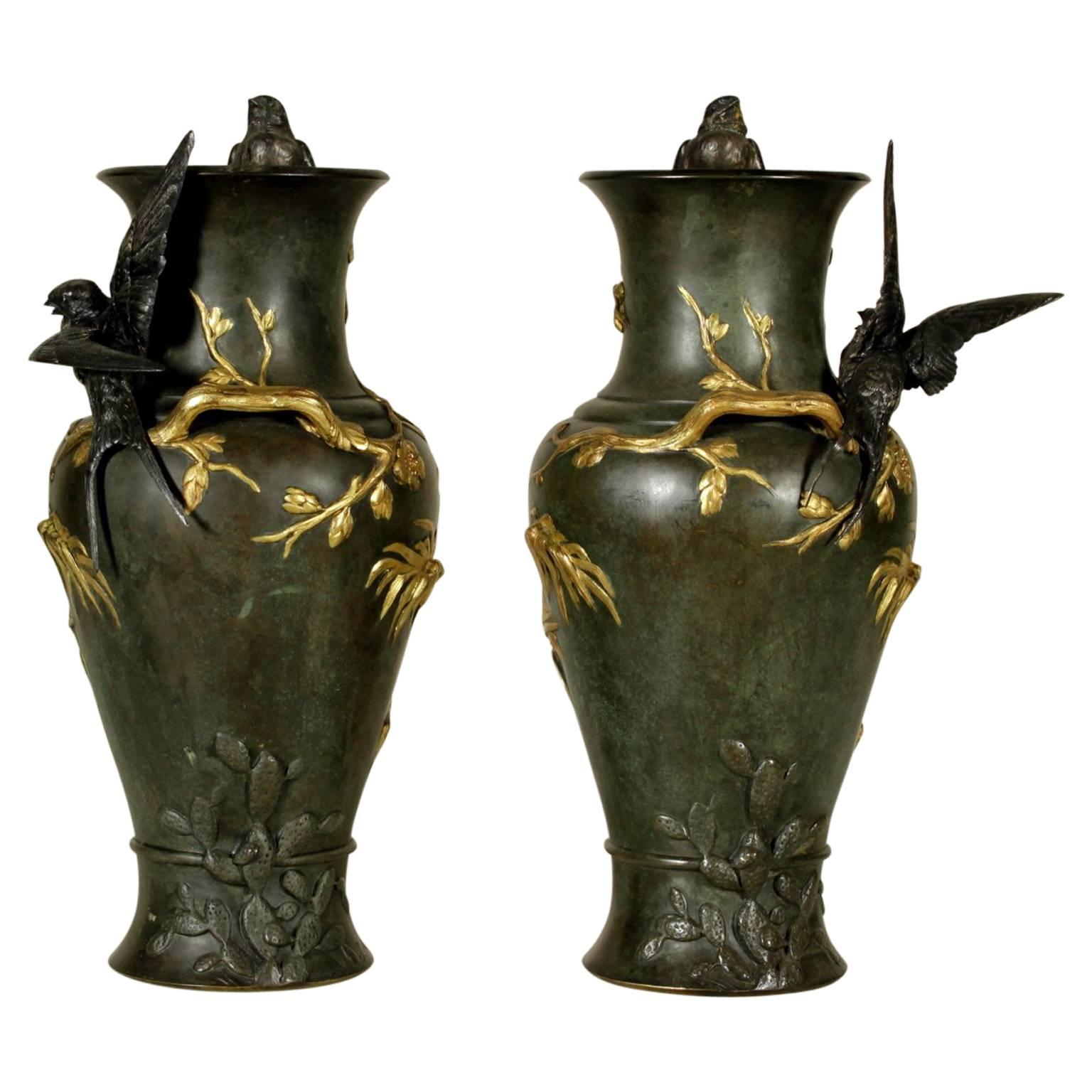 Pair of Refined Bronze Vases Japoniste Taste by Jules Moigniez, France