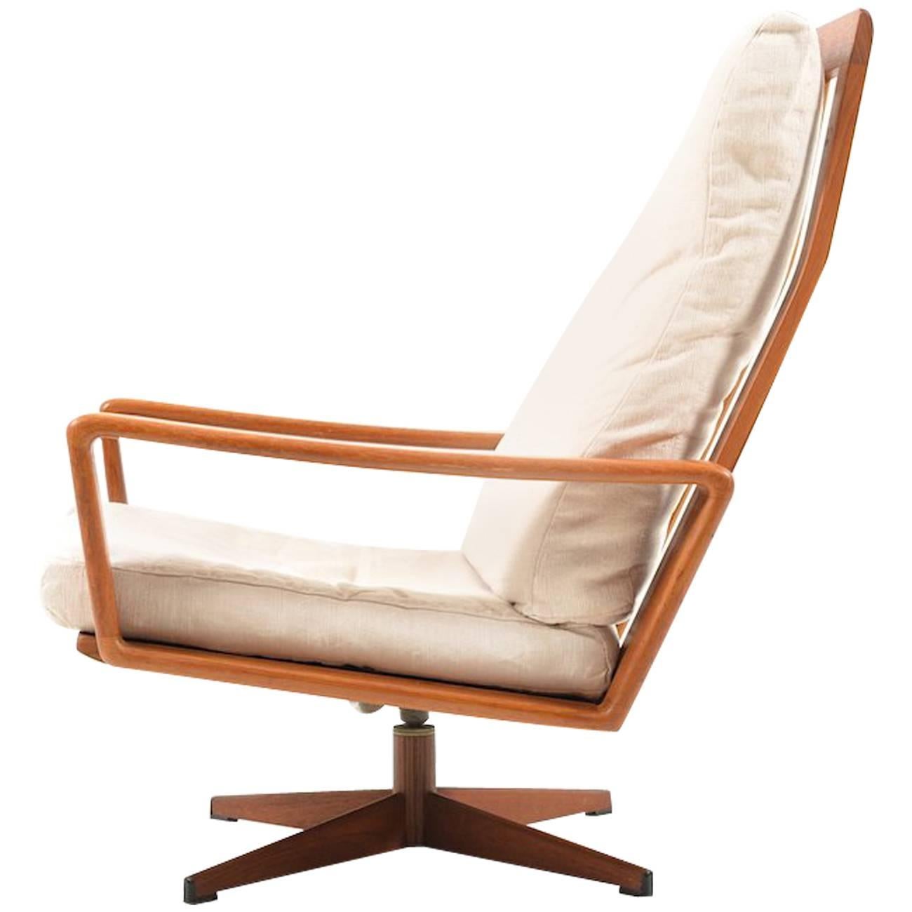 Arne Wahl Iversen Swivel Lounge Chair by Komfort, Denmark, 1960s For Sale