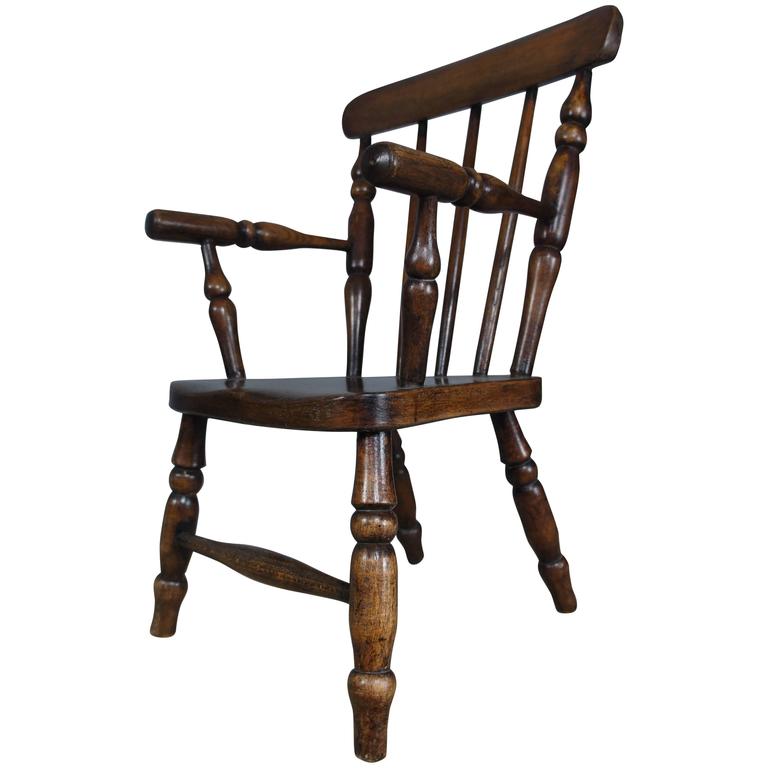 Early 20th Century Child's Slat Back Oak Windsor Chair For Sale at 1stdibs