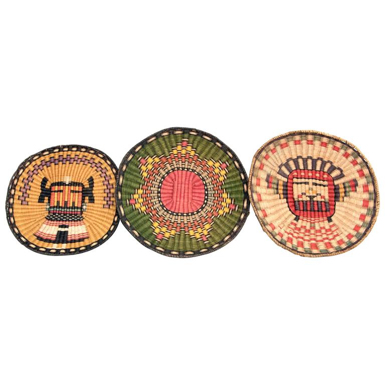 Three Native American Woven Wicker Plaques, Hopi \'Pueblo\' at 1stdibs Three Native American Woven Wicker Plaques, Hopi \'Pueblo\' at 1stdibs