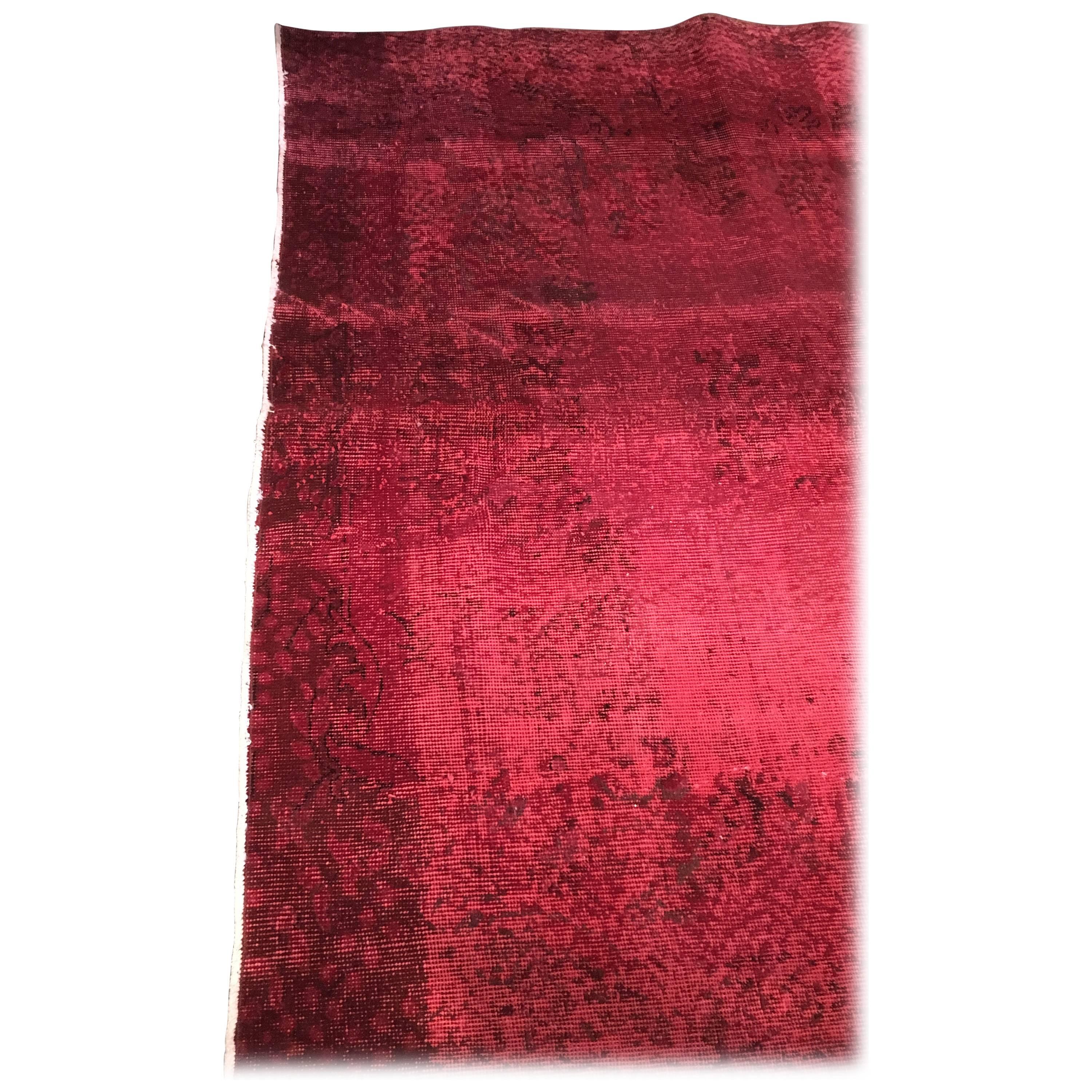 Tappeto vintage rosso sovratinto 3 in vendita