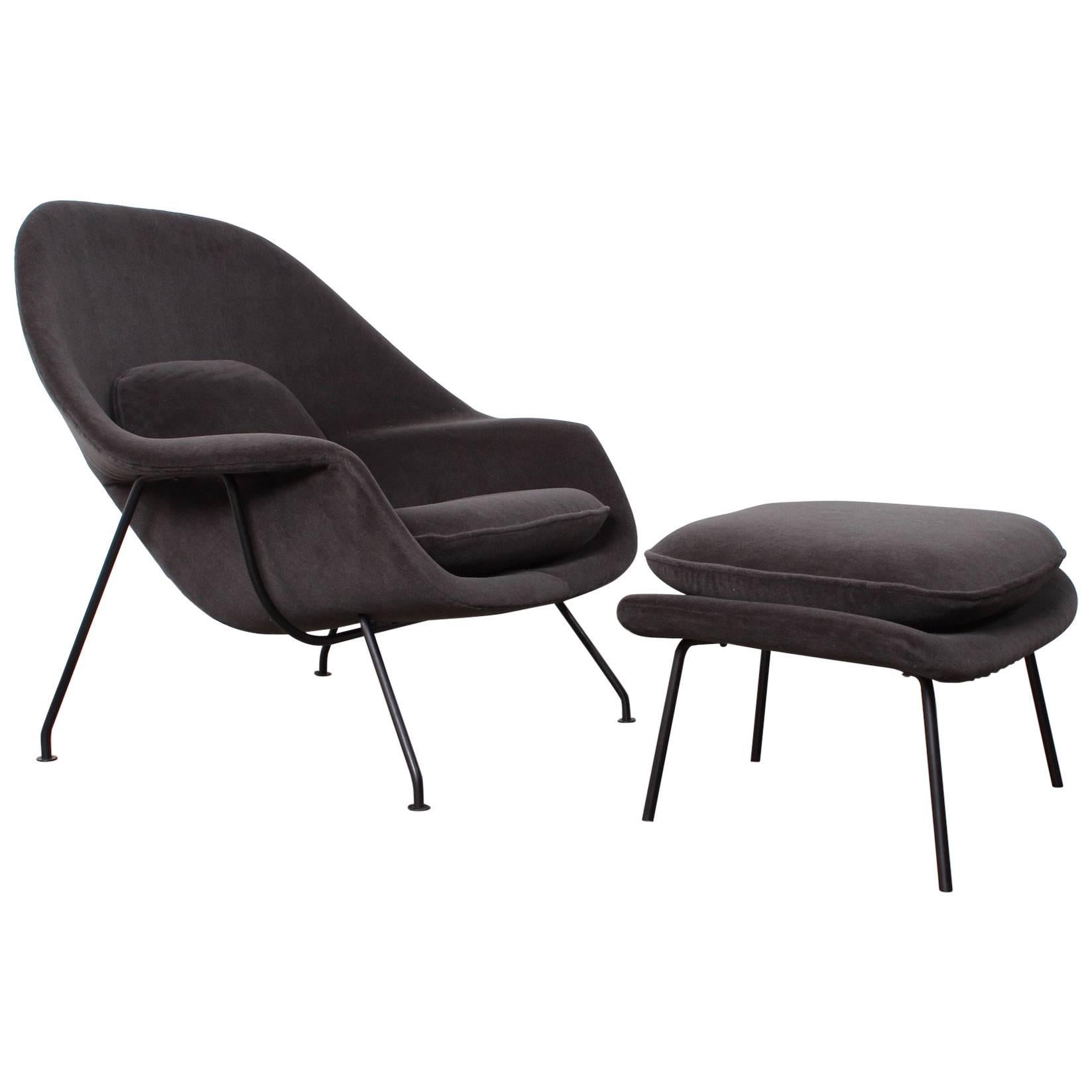 Early Womb Chair and Ottoman by Eero Saarinen for Knoll