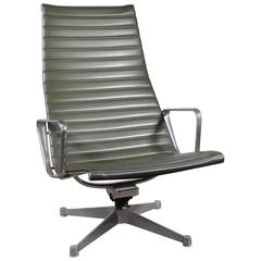Green Leather Eames Aluminium Group Lounge Chair