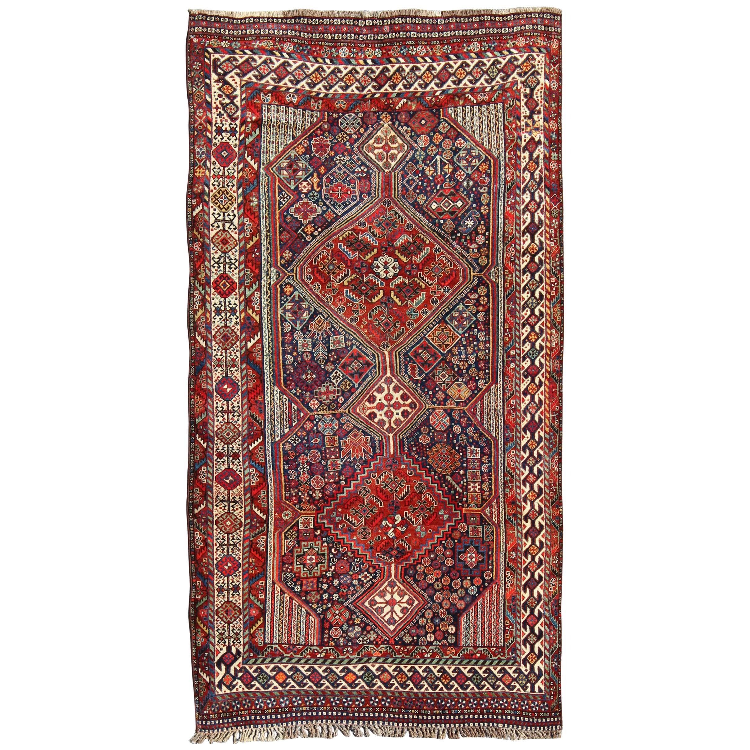 Tapis tribal persan Qashqai Shiraz antique avec motif de diamant crocheté