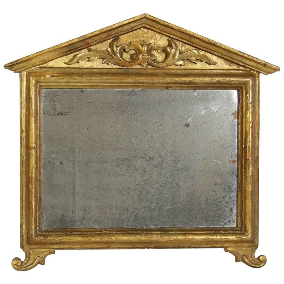 Small Italian Late 18th Century Carved Giltwood Neoclassical Mirror