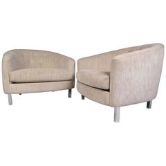 Barrel Back Lounge Chairs in the Style of Milo Baughman 10