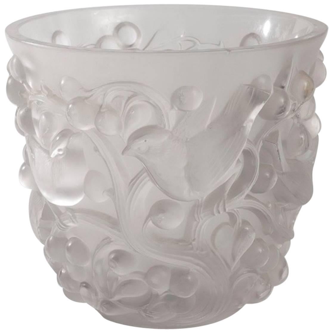 Rene Lalique Vase "Avallon"