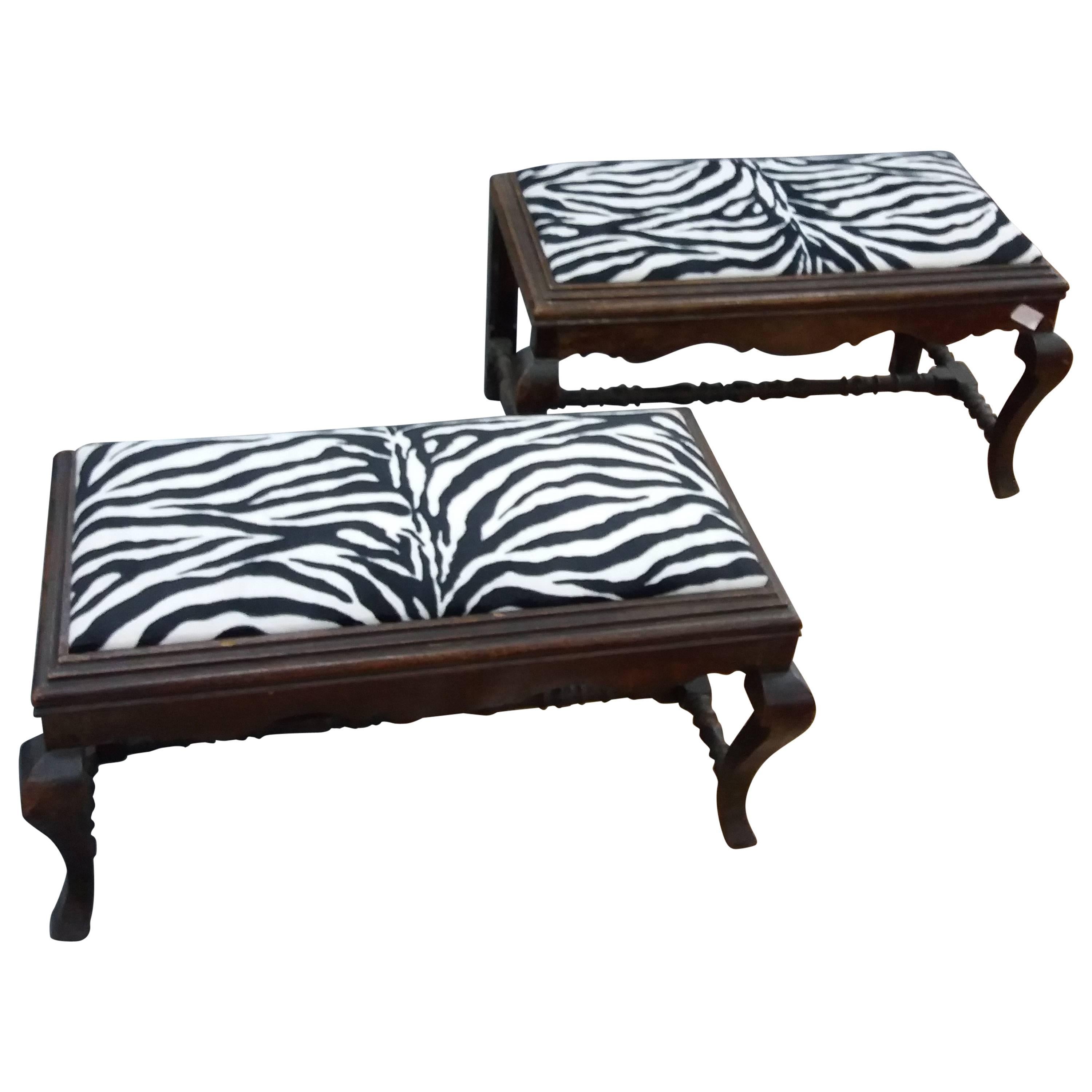 Pair of  18th Century Louis XIV Walnut Wood Italian Benches, 1750s For Sale