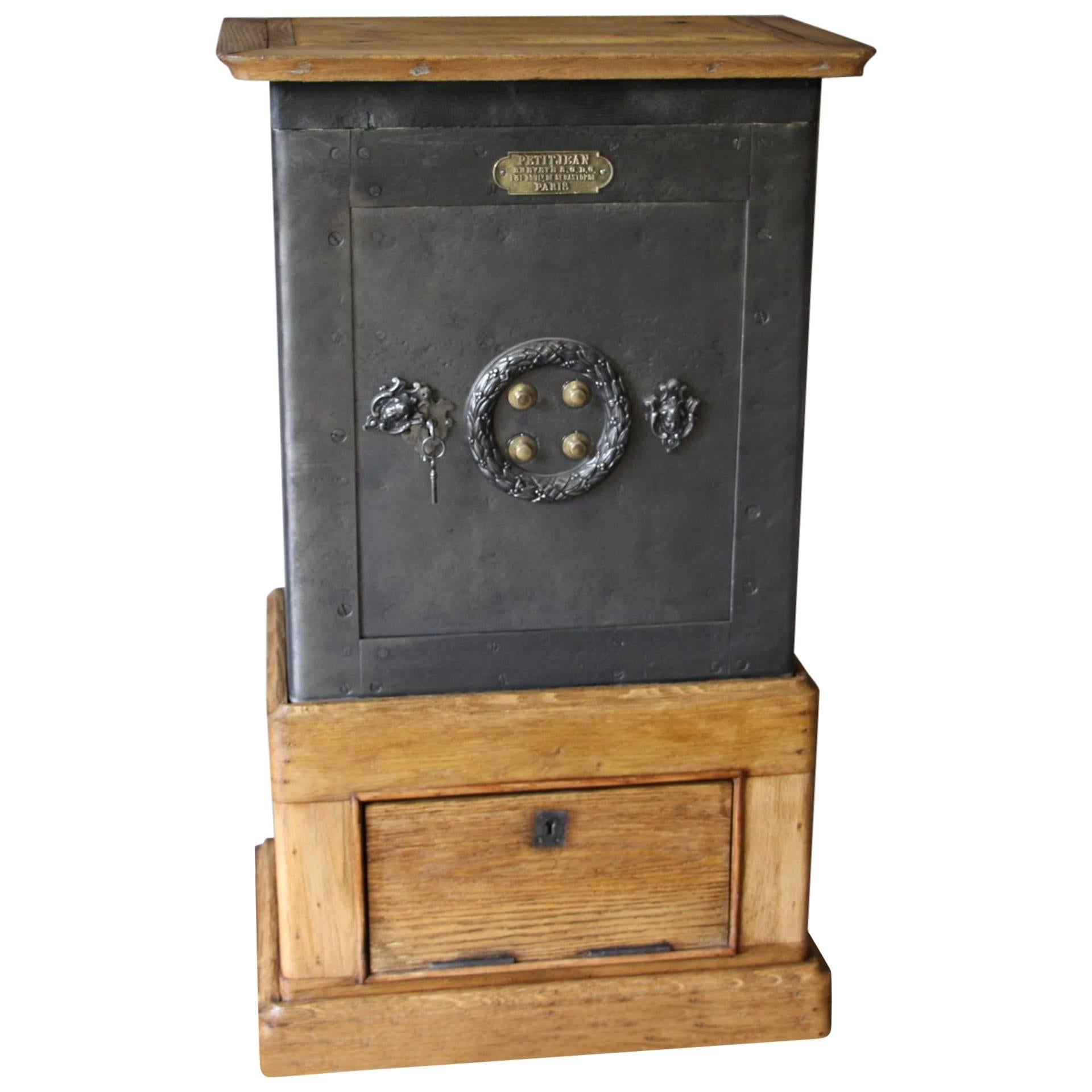 Black Steel, Iron and Wood Safe with All Keys and Working Combination by Petitje