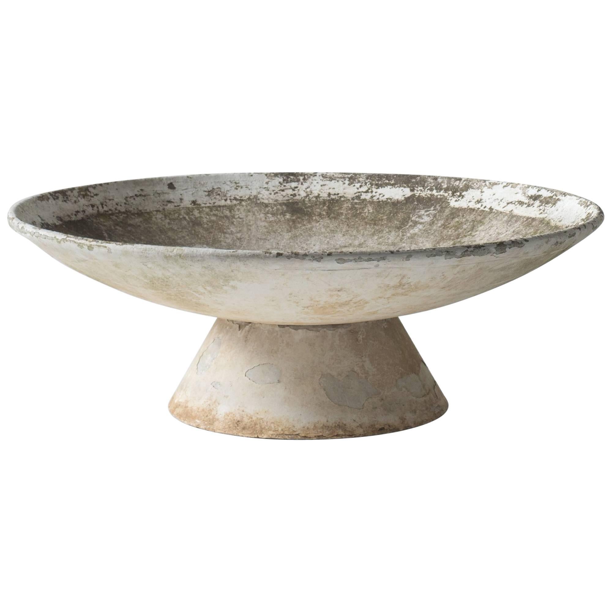 Massive concrete garden bowl, circa 1950.

Cast concrete bowl on concrete base, with beautiful patina.