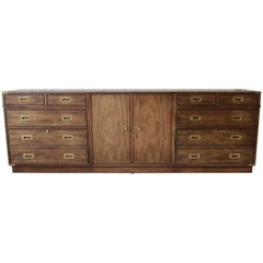 Vintage Kittinger Kampagne Stil Intarsien Nussbaum Credenza