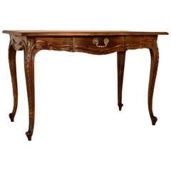 Mesa auxiliar francesa de pino del siglo XIX
