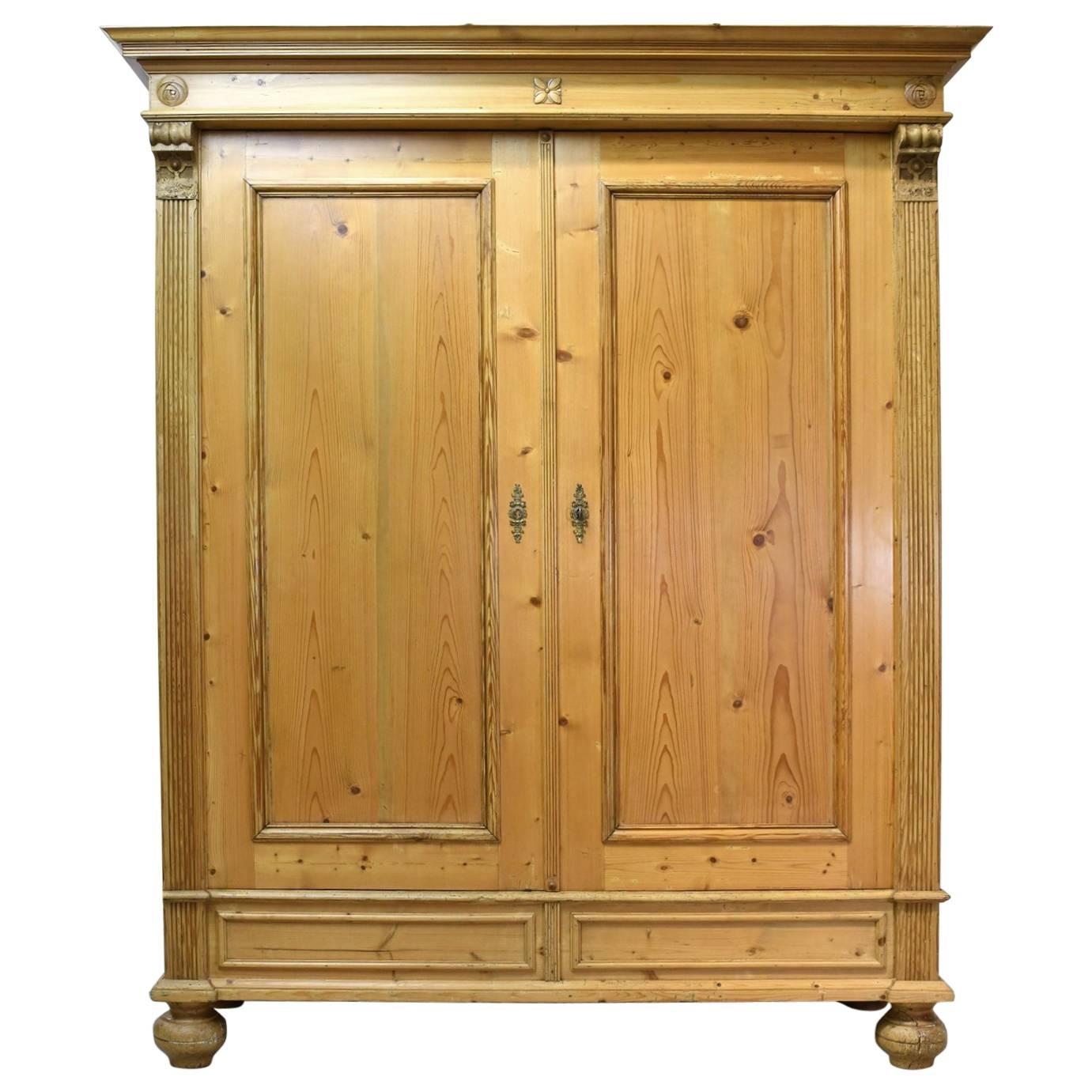 19th Century Large Grunderzeit Armoire in Pine