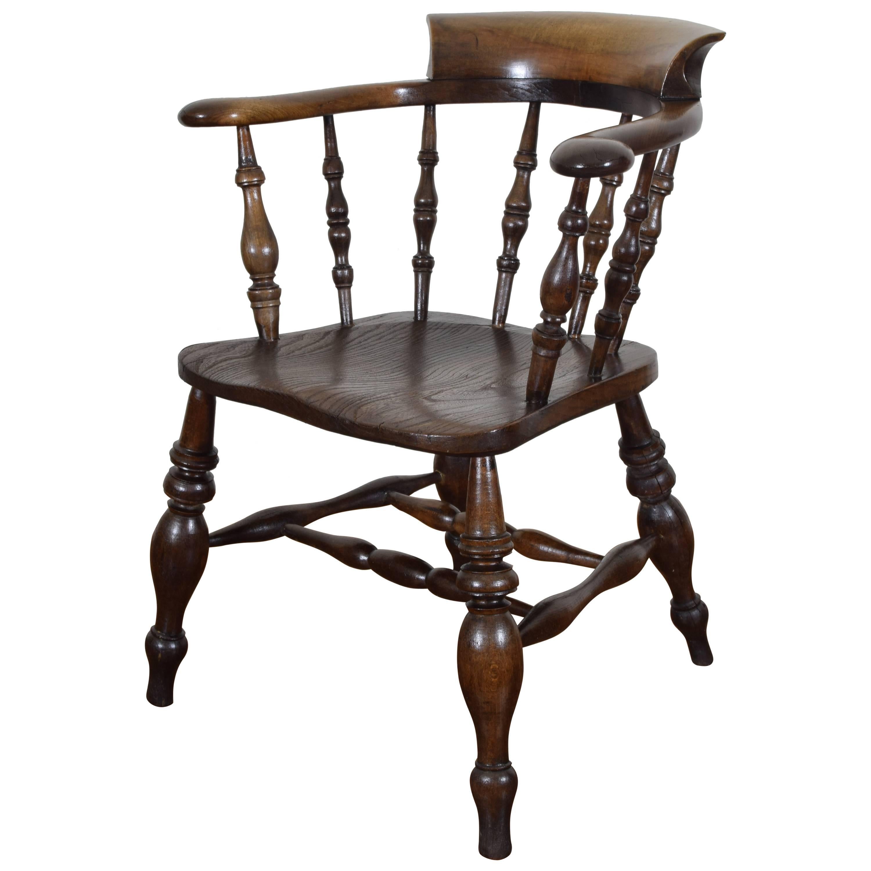 English Turned Chestnut Windsor Chair, 19th Century