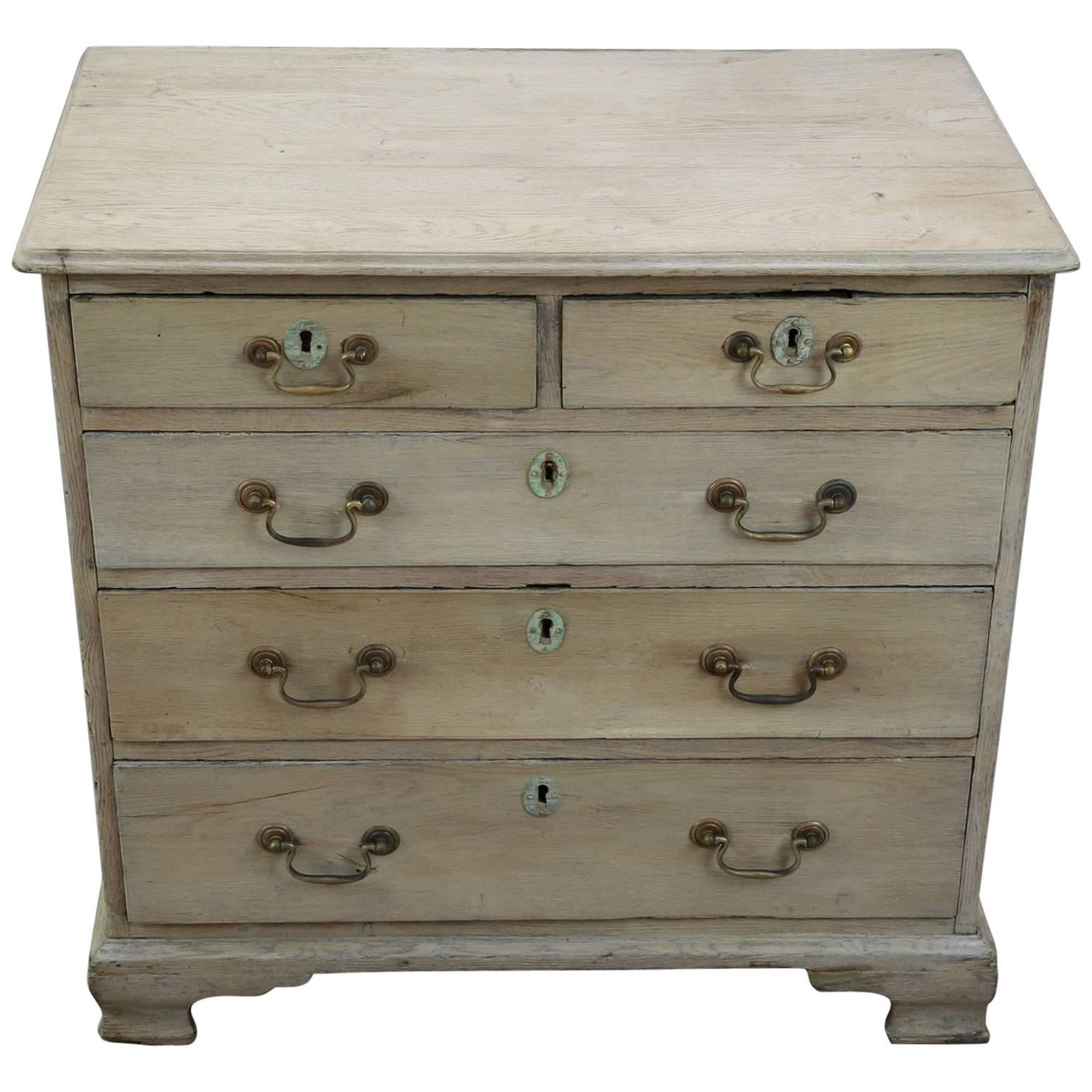 Small 18th Century Georgian Bleached Oak English Graduated Chest of Drawers For Sale