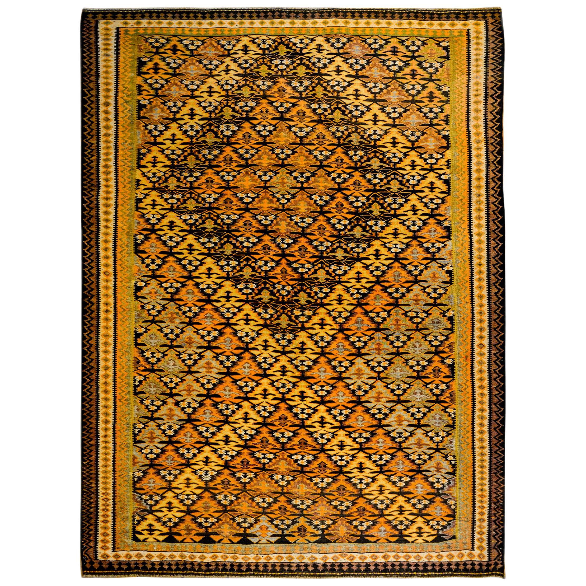 Qazvin-Kelim-Teppich aus der Mitte des 20. Jahrhunderts