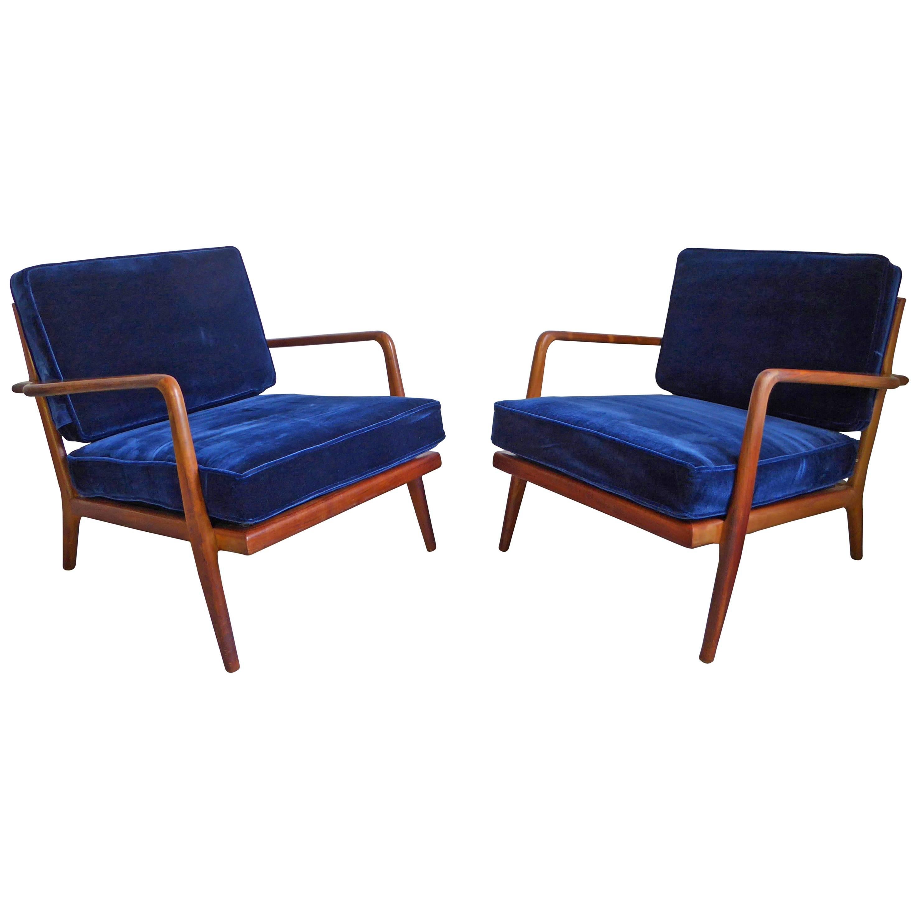 Pair of Walnut Lounge Chairs by Mel Smilow, 1960s