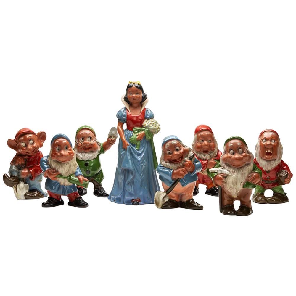 Vintage Continental Pottery Snow White and Seven Dwarfs, circa 1938