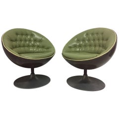 A Pair of Period Swivel Egg Chairs in the Style of Eero Aarnio or Overman