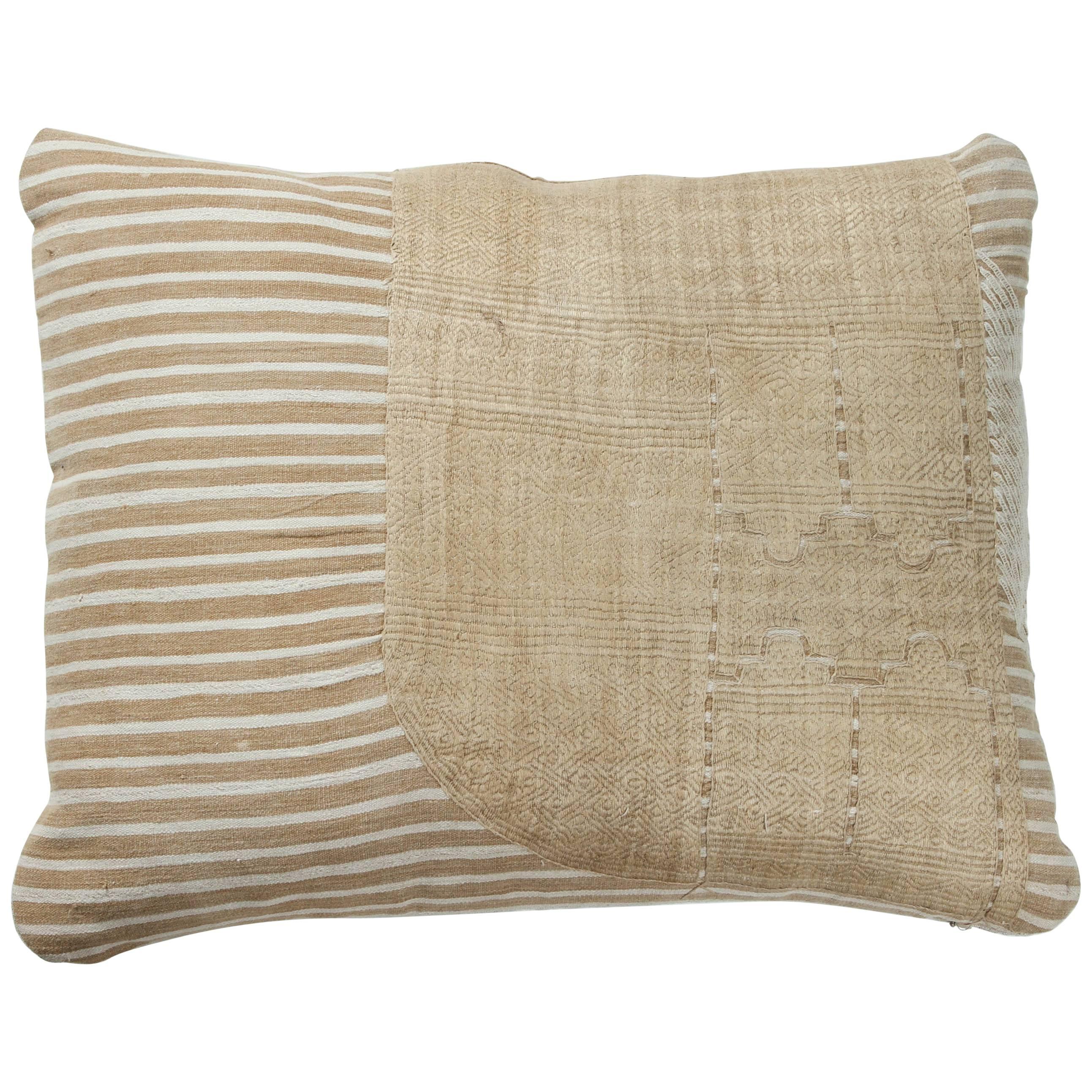 African Embroidery Pillow, Ivory and Oatmeal Color For Sale