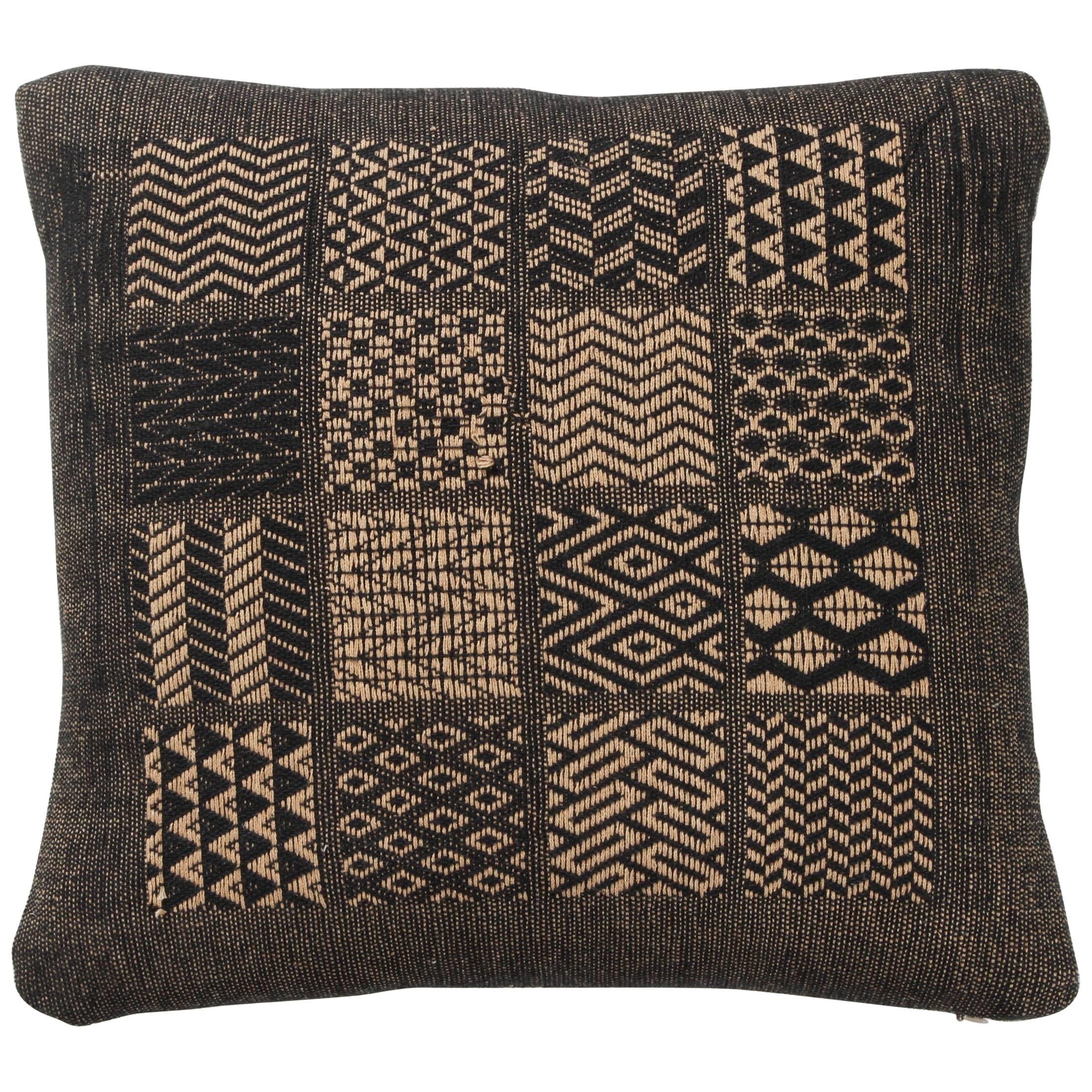 Indian Handwoven Pillow.  Black and Beige.  For Sale