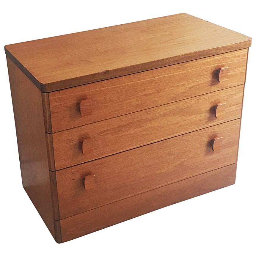 1960s Mid-Century Stag Cantata Chest of Drawers by John & Silvia Reid For Sale
