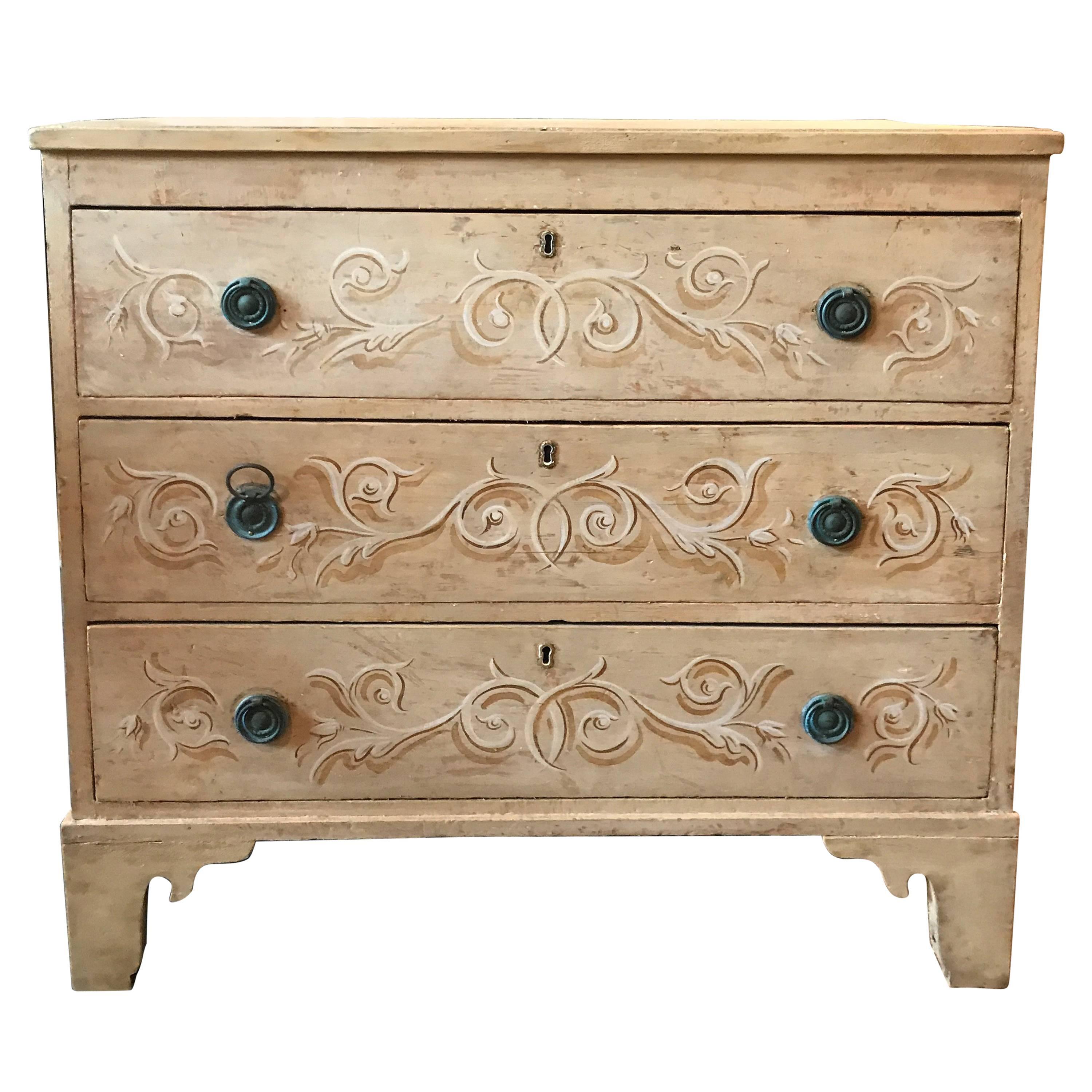 Mid-19th Century English Three-Drawer Chest For Sale