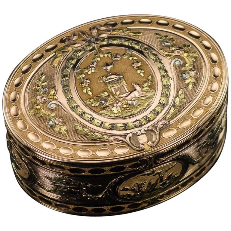 Antique 18th Century French Three-Colour 18-Karat Gold Snuff Box, circa 1770