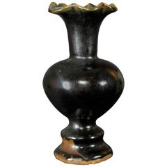 13th Century Jin Dynasty Foliated Lip Stoneware Miniature Vase