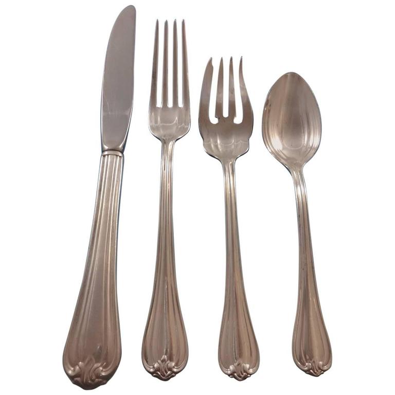 thumbnail image 2 of Reed & Barton Tradition Tanglewood Silverplate Flatware - Choose Your Piece 2 of 4