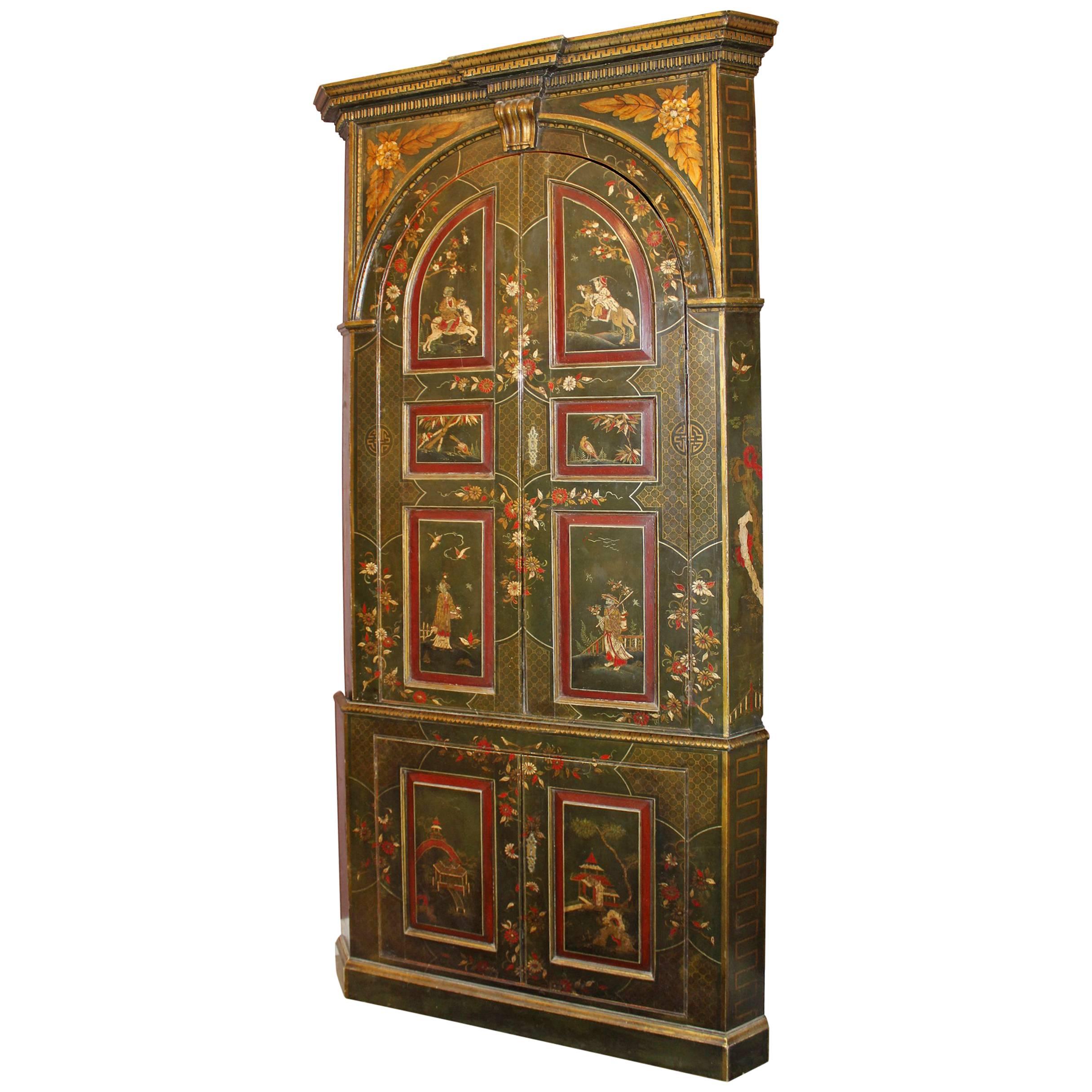 Exceptional George III Chinoiserie Two-Part Corner Cupboard For Sale