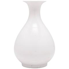 Chinese Cloud Fantail Vase 9