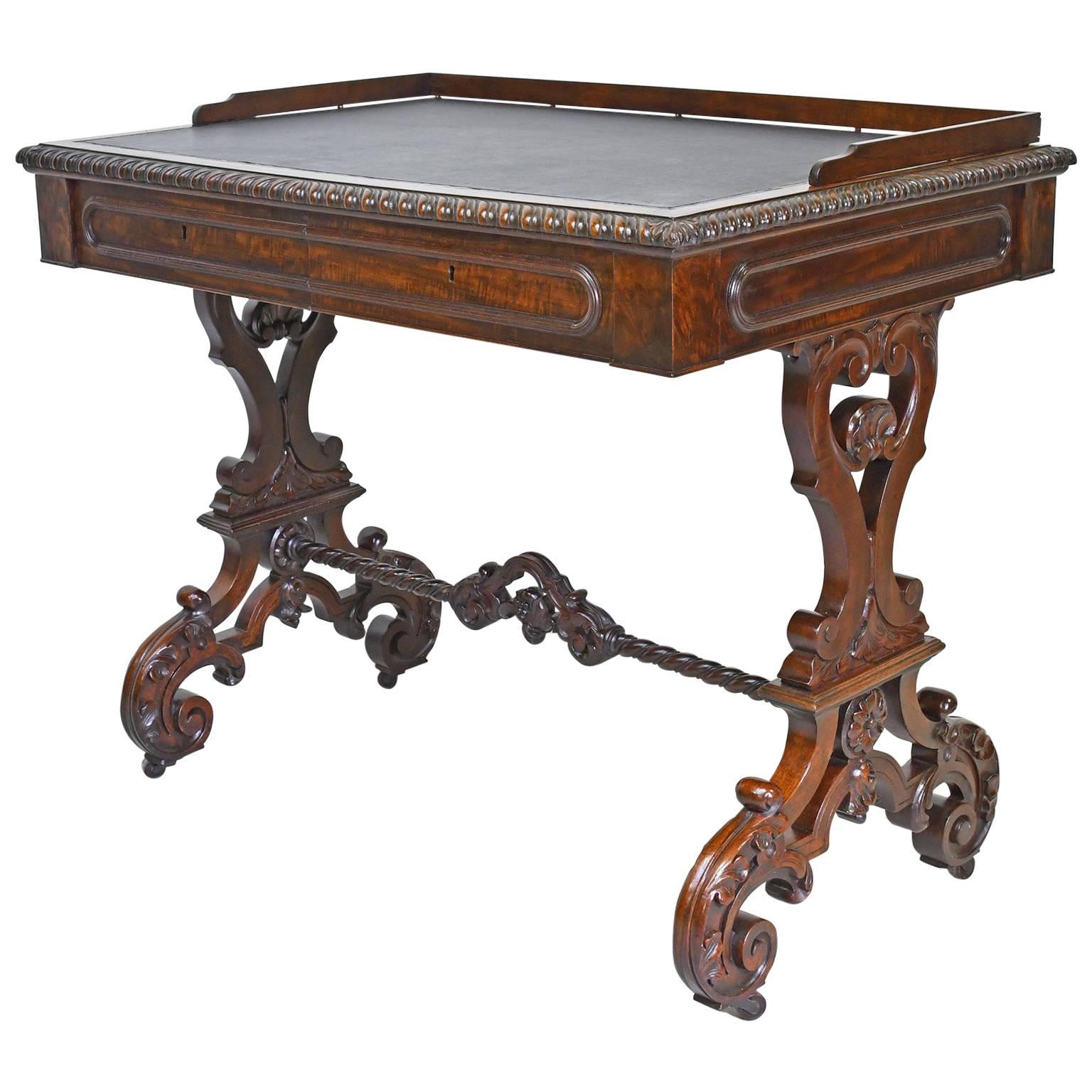 New York Meeks & Sons Writing Table in Plum Mahogany with Leather, circa 1840 For Sale