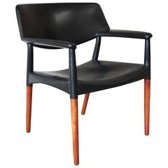 Ejner Larsen and Aksel Bender Madsen Black Leather Armchair in Rosewood 3