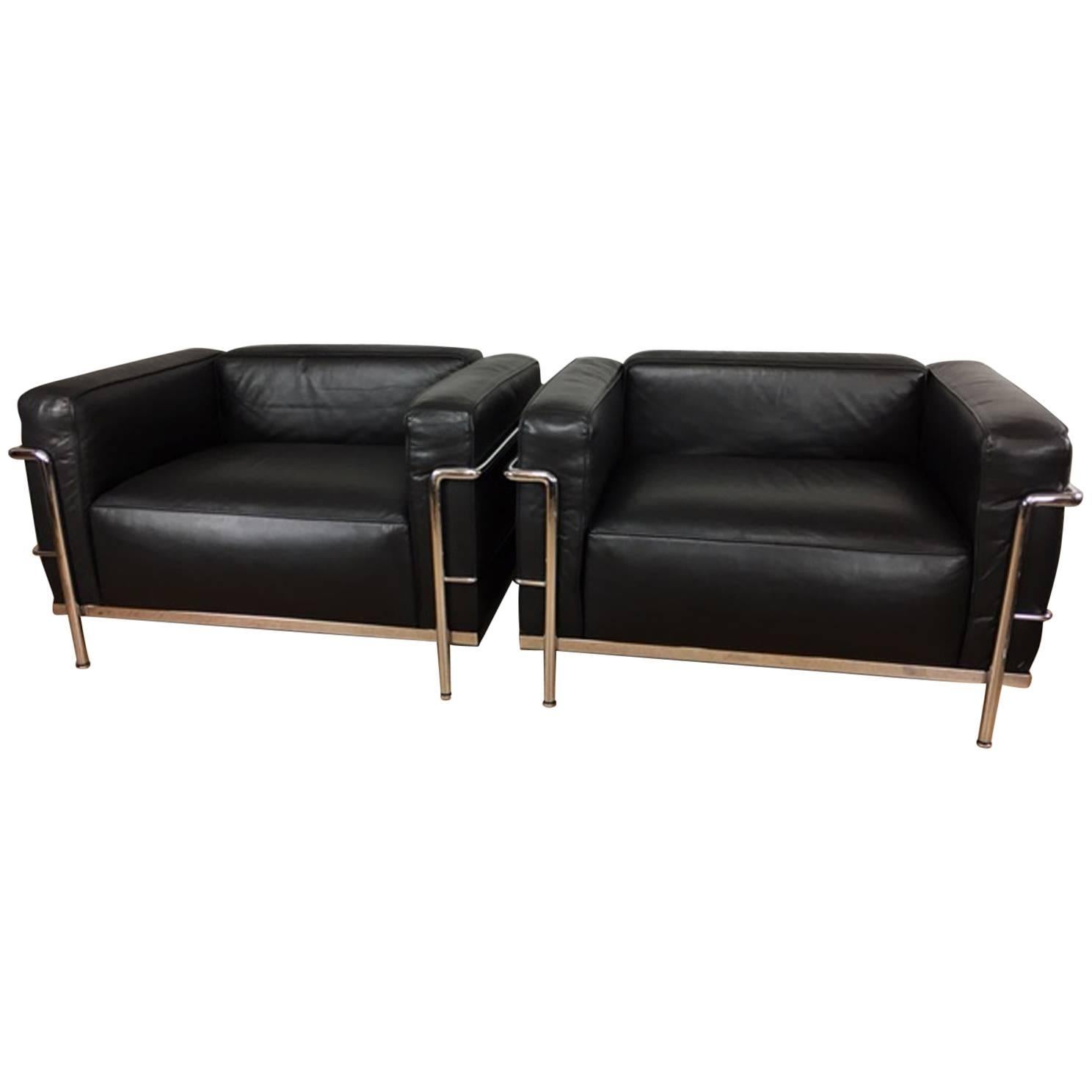 Le Corbusier LC3 Grand Comfort Lounge Chairs by Cassina