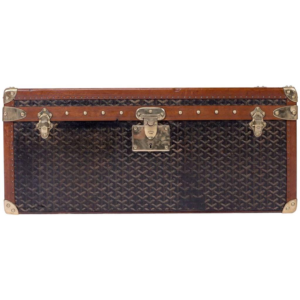 Antique 20th Century Rare Goyard Chevron Canvas Shoe Trunk, circa 1910