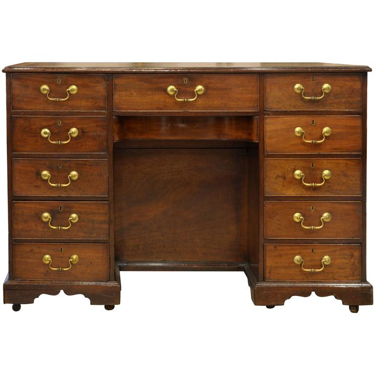 Late 18th Century III Mahogany KneeHole Desk with Drawers on