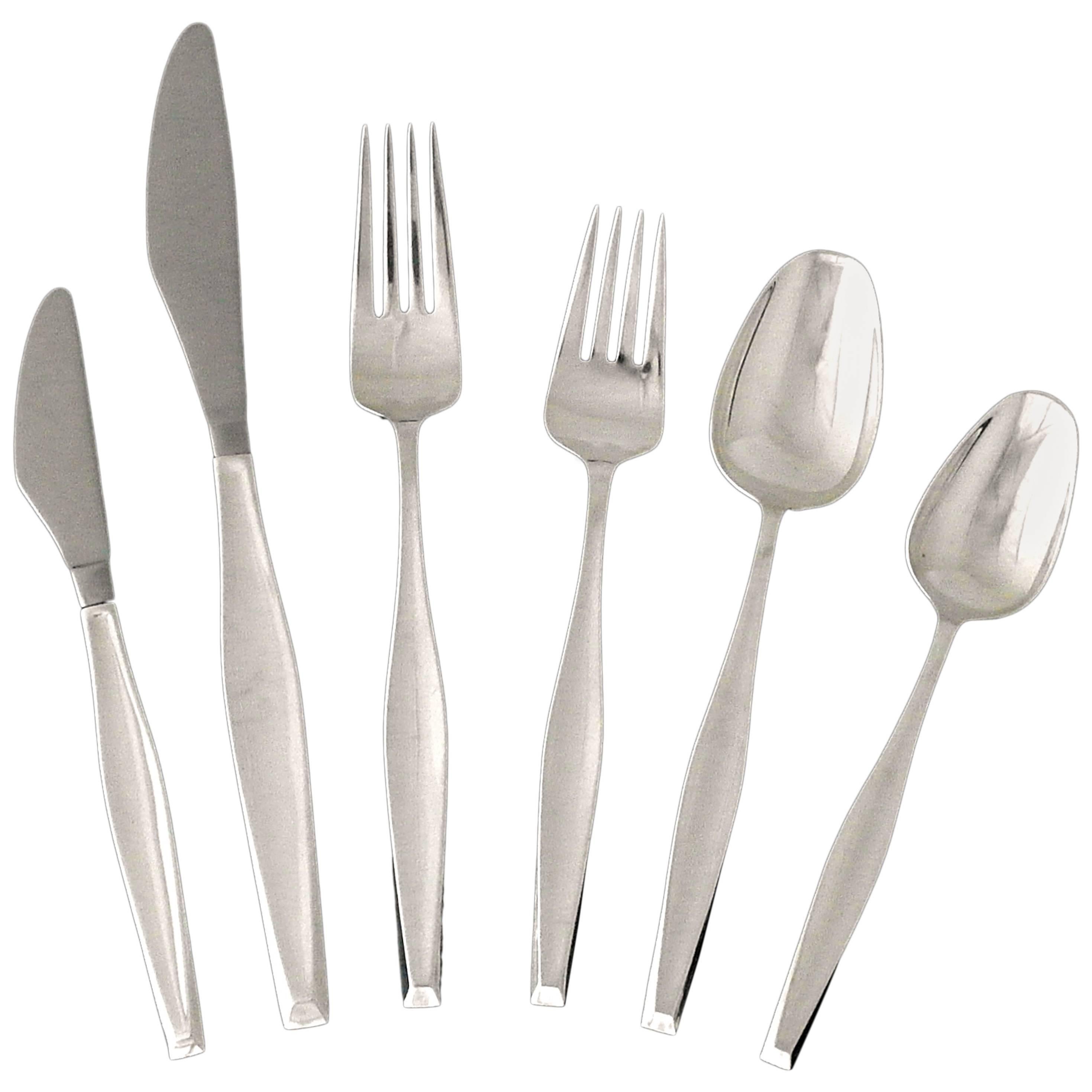 Award Winning 1961 Moderne Sterling Silver Flatware 149 pcs designer 4 12 or 16 For Sale