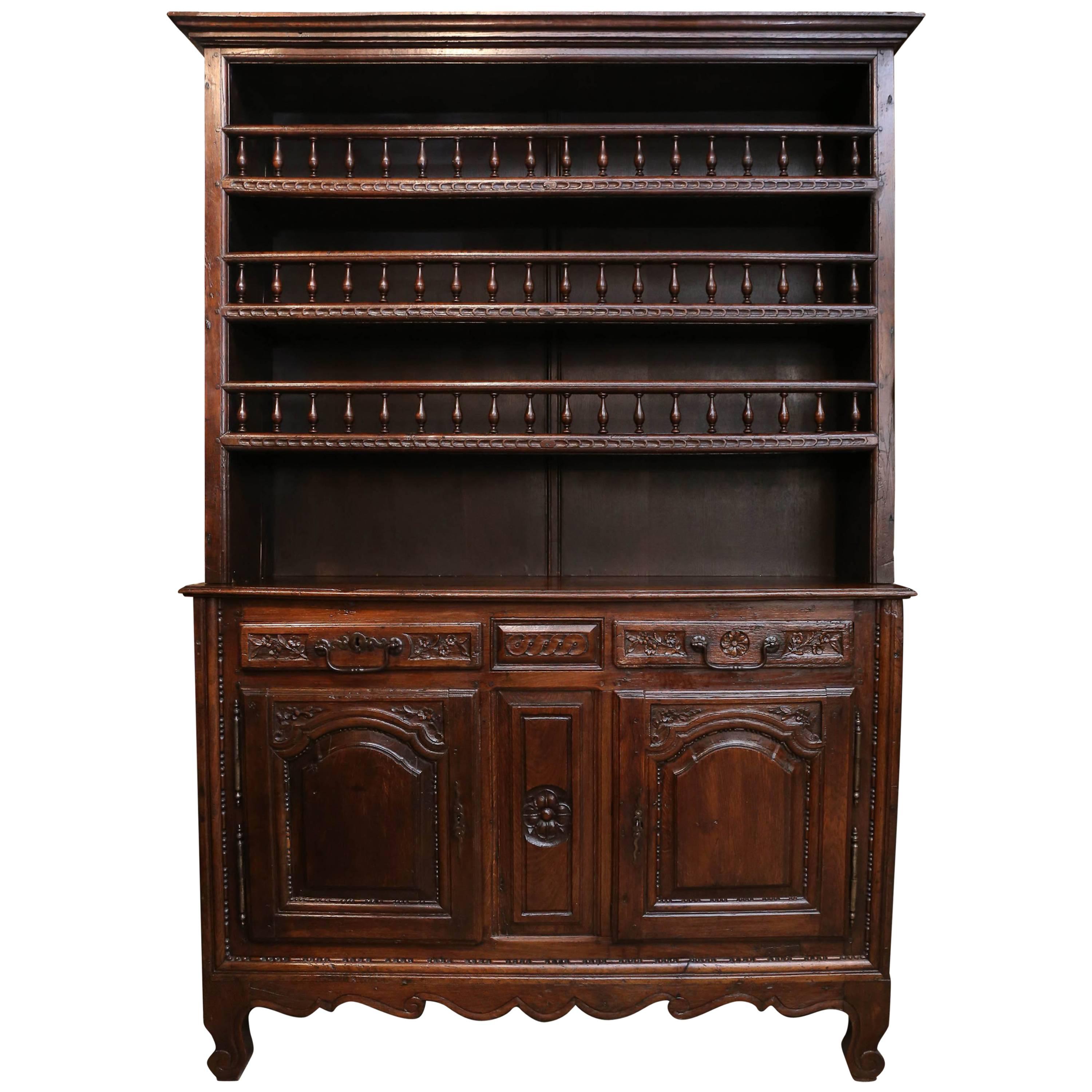 French Vassilier/Cupboard in Oak with Iron Drawer Pulls, Louis XV Style, 18 th c