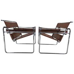 Pair of Caramel Leather Wassily Chairs by Marcel Breuer for Stendig