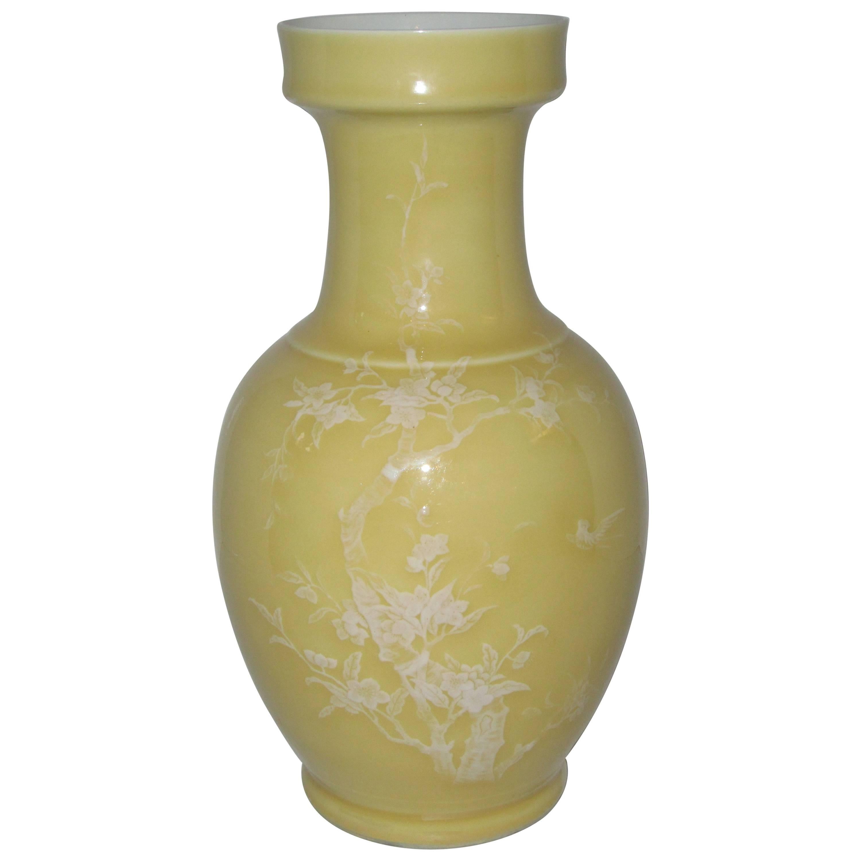 Vintage Chinese Gelbe Glasur Porzellan Vase