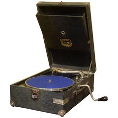 Vintage Portable Wind-Up Gramaphone