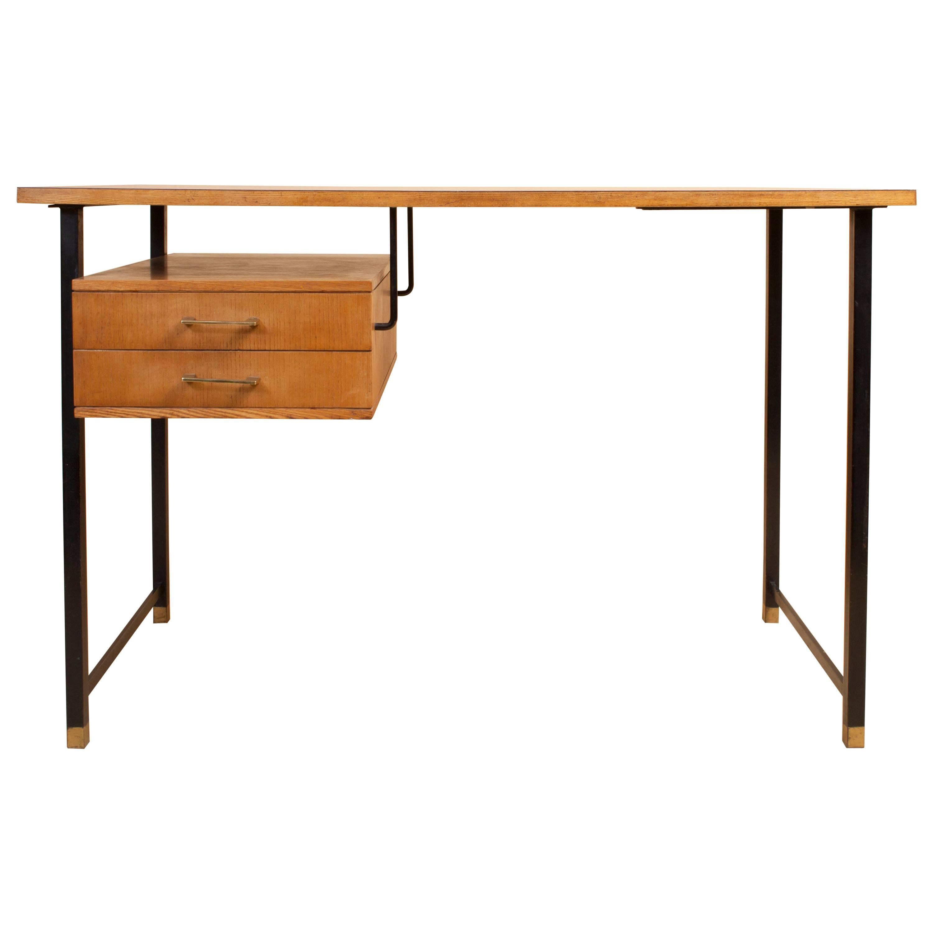 20th Century, Italian Desk 1960s Made of Ash and Peach Formica For Sale