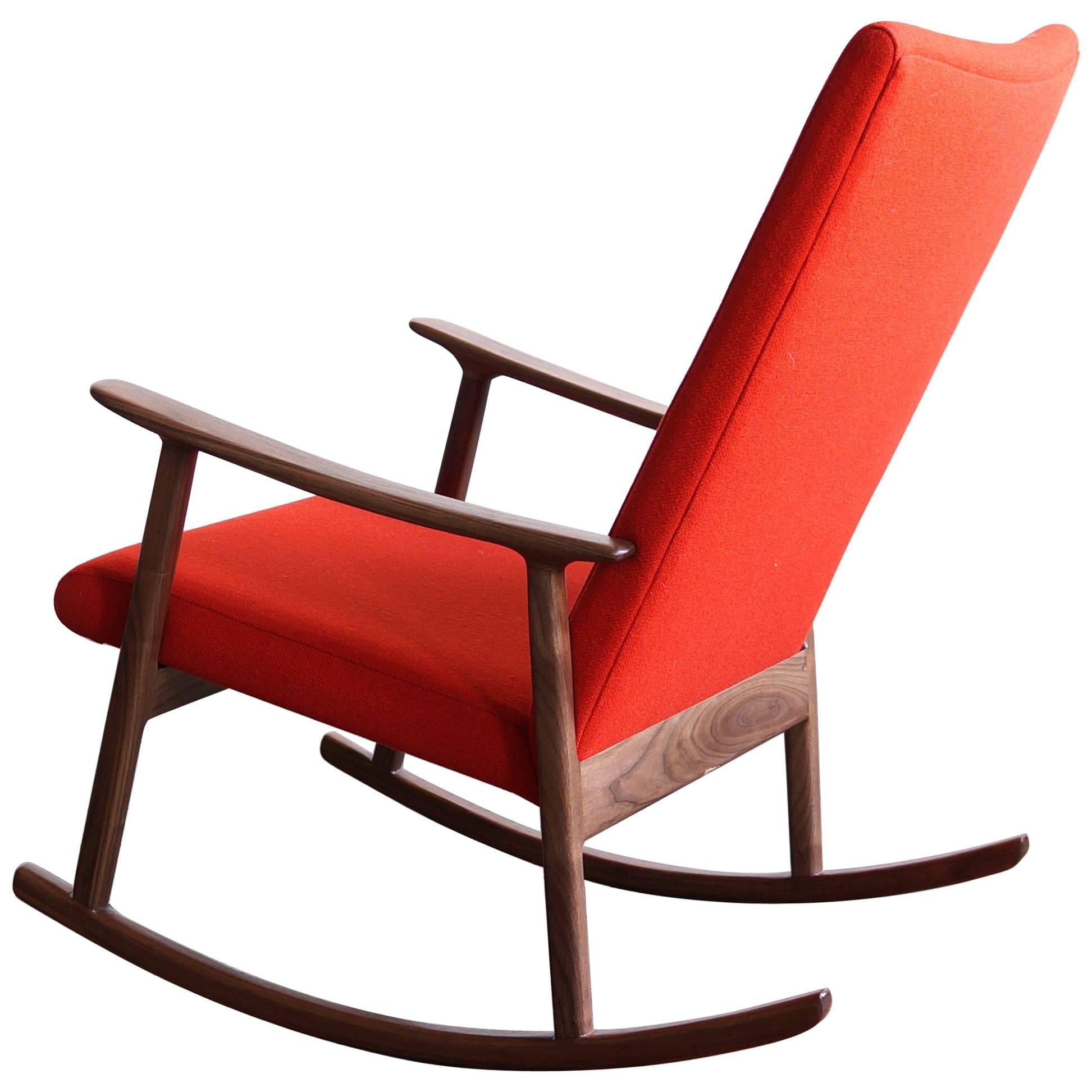 RC01 Upholstered Rocking Chair in Black Walnut, by Jason Lewis Furniture im Angebot