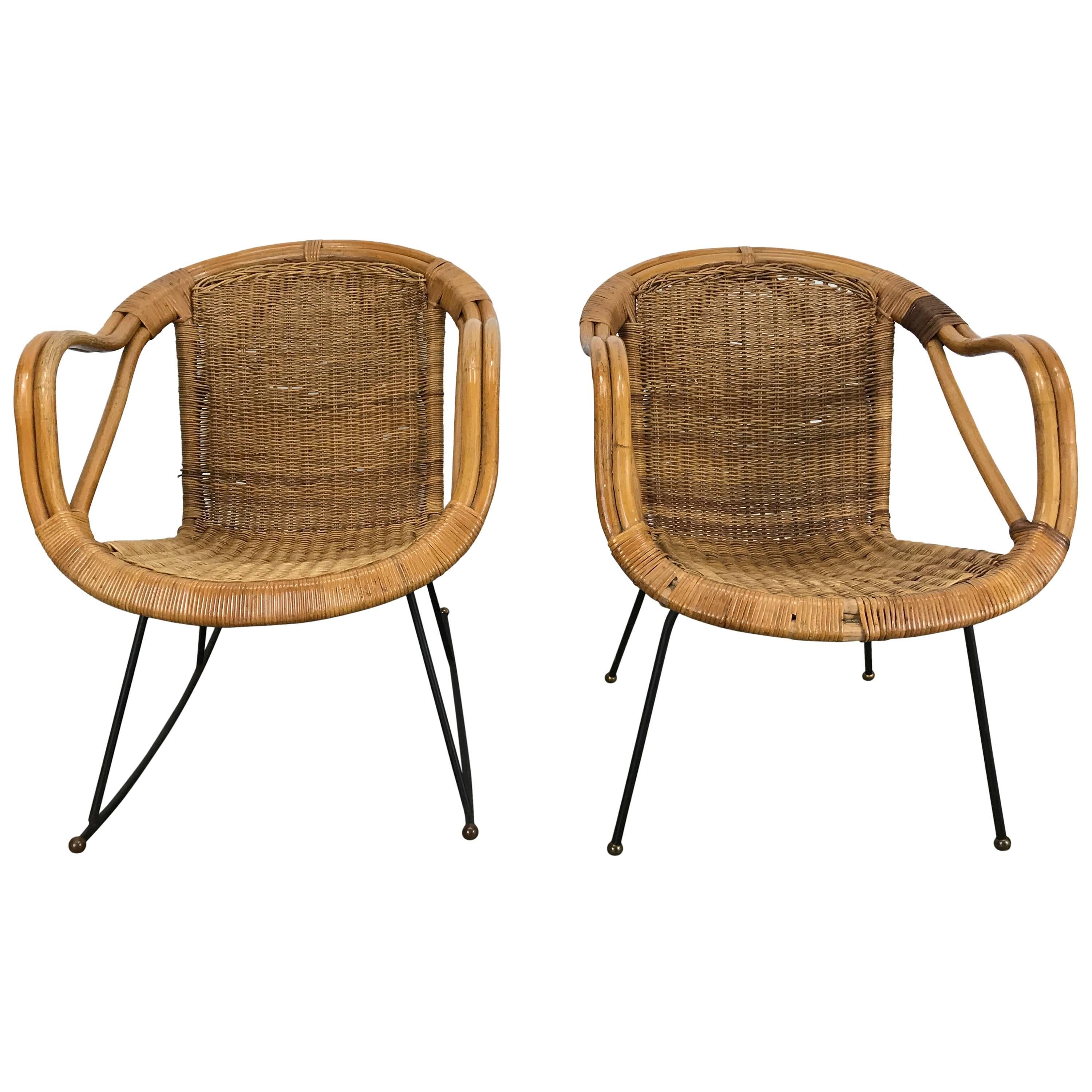 Pair of Mid-Century Modern Wicker and Iron Lounge Chairs, Garden or Patio