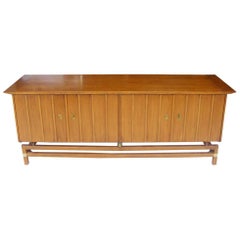 Vintage Mid-Century Credenza Buffet Hickory Furniture