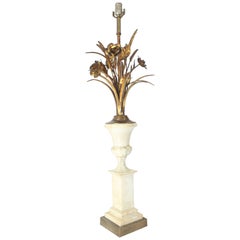 Lampe de bureau en forme de piédestal avec fleurs de gerbe de blé et base en marbre